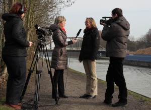 drei Medientrainer interviewen ZN6bearbeitet