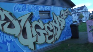 Aussenwand eines Jugendzentrum mit Graffiti Jugendzentrum
