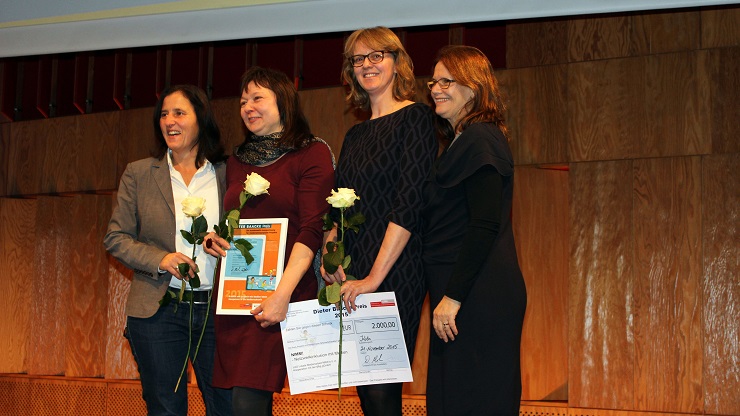 Christine Ketzer und Susanne Böhmig bei der Verleihung des Baacke Preises